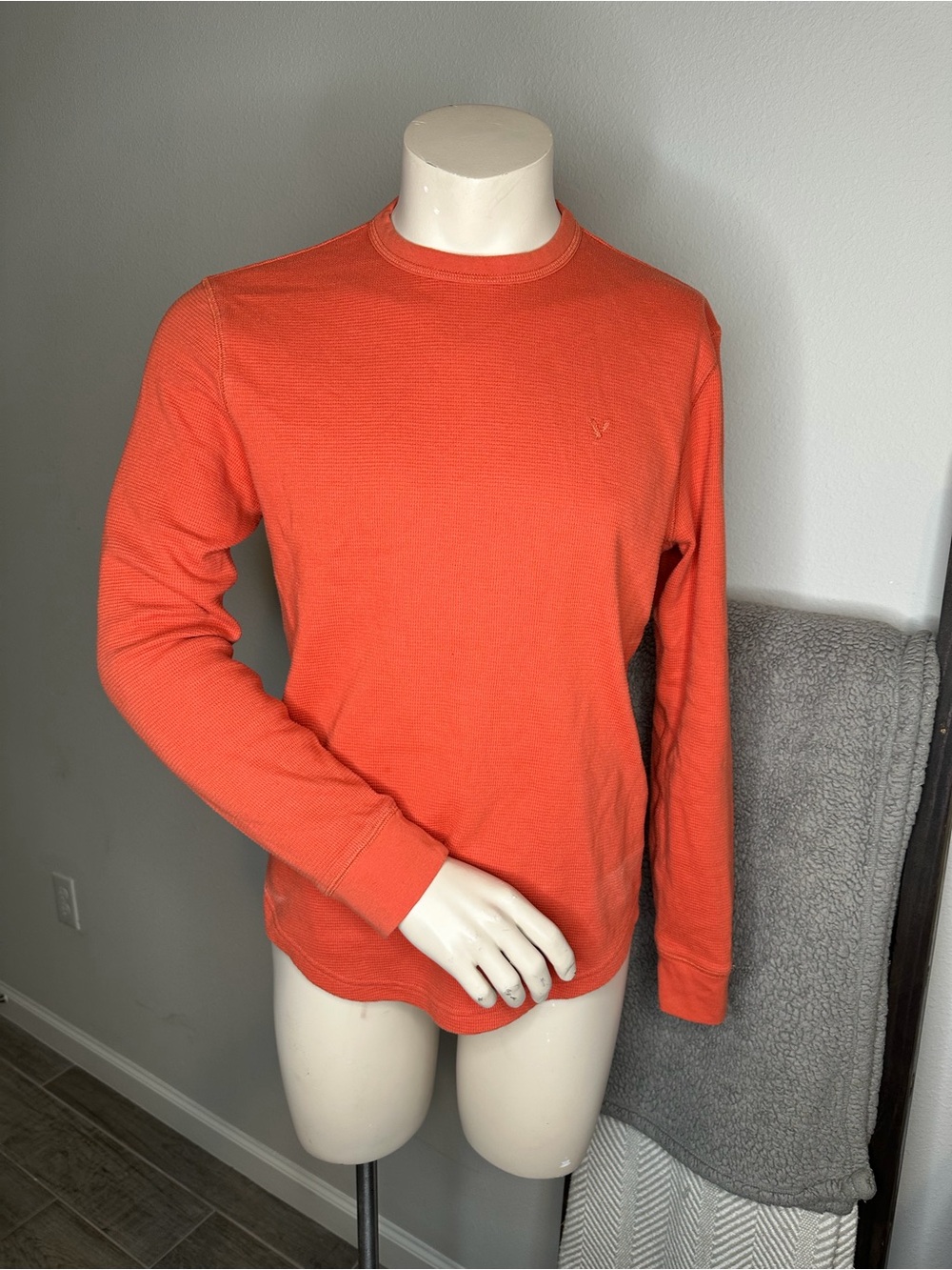 American Eagle Outfitters Men's Orange Long-Sleeve Waffle Crewneck
